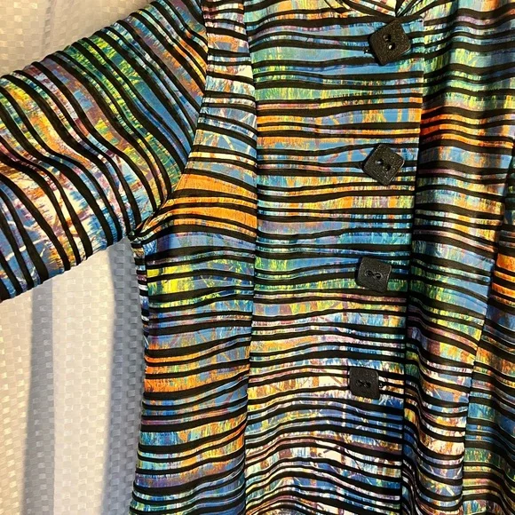 Multiples Vibrant Striped  Artsy long sleeve statement buttons  business blzer - Picture 4 of 11